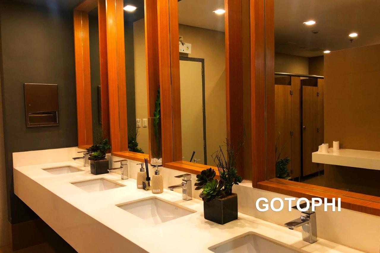 One Uptown Residence Taguig Ngoại thất bức ảnh